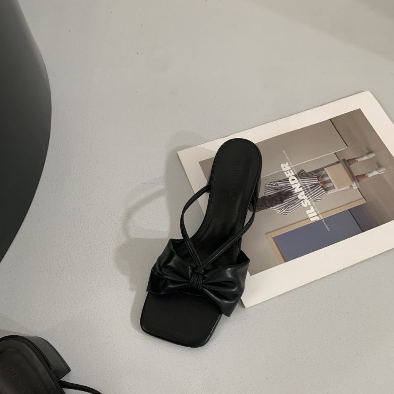 Dép cao gót mũi vuông cao 4 phân màu trắng mã GO05