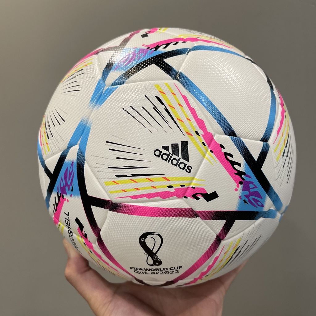 Bóng Adidas