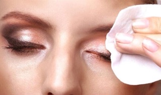 Tẩy trang Neutrogena deep clean