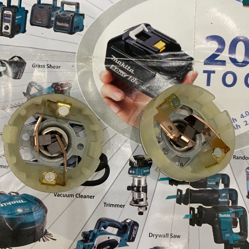 Đuôi nắp than chất lượng thay thế than motor 550. BN.