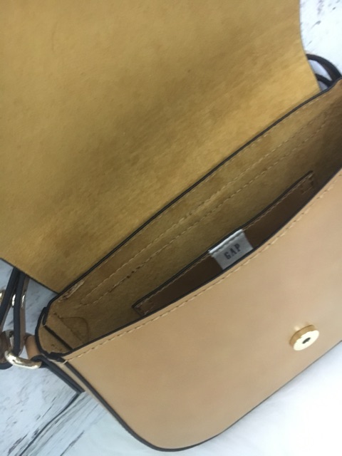 🌼Túi đeo chéo GAP