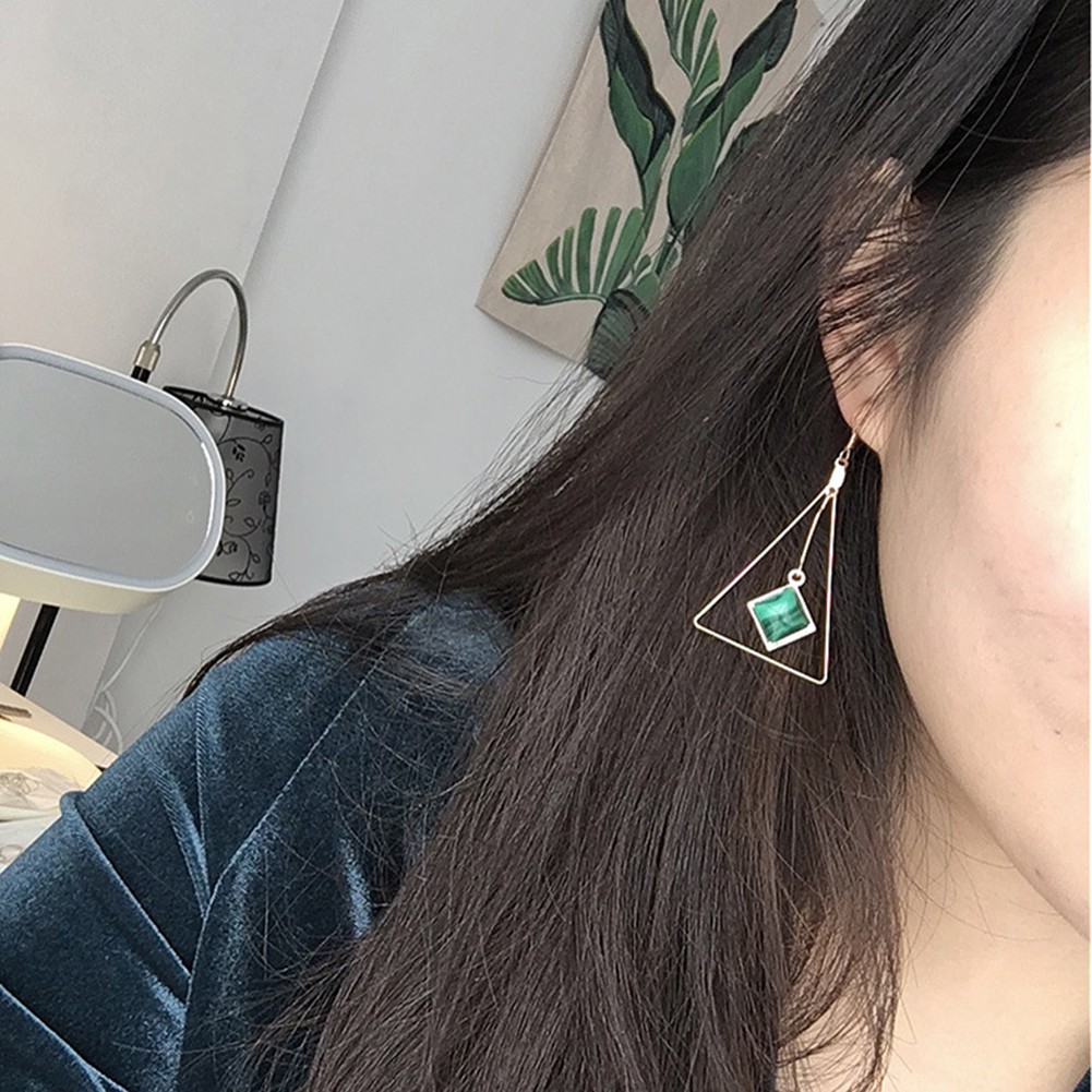Đôi Khuyên Tai HìNh Tam GiáC ThờI Trang Cho Nữ