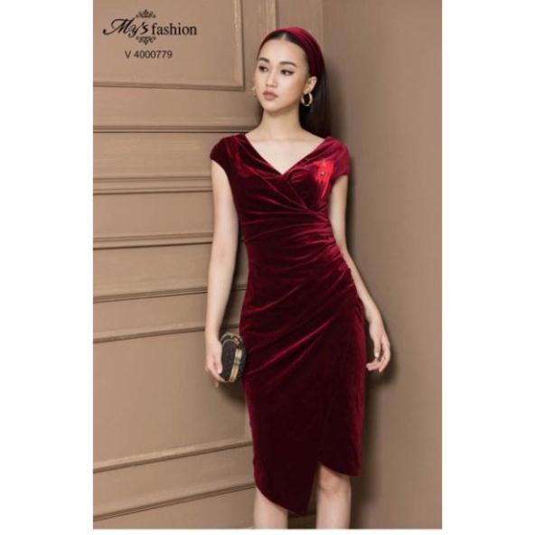 Váy nhung vạt lệch