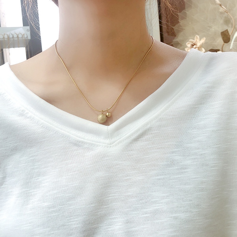 [Không đen gỉ] Dây chuyền thép titan mạ vàng sợi chỉ mảnh TB558