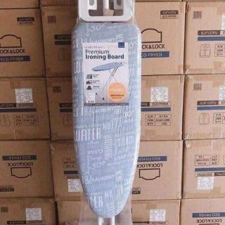 Bàn Để Ủi Quần Áo Cao Cấp - Cầu Là Chân Cao Lock&Lock F00141 (Hàng Chính Hãng)