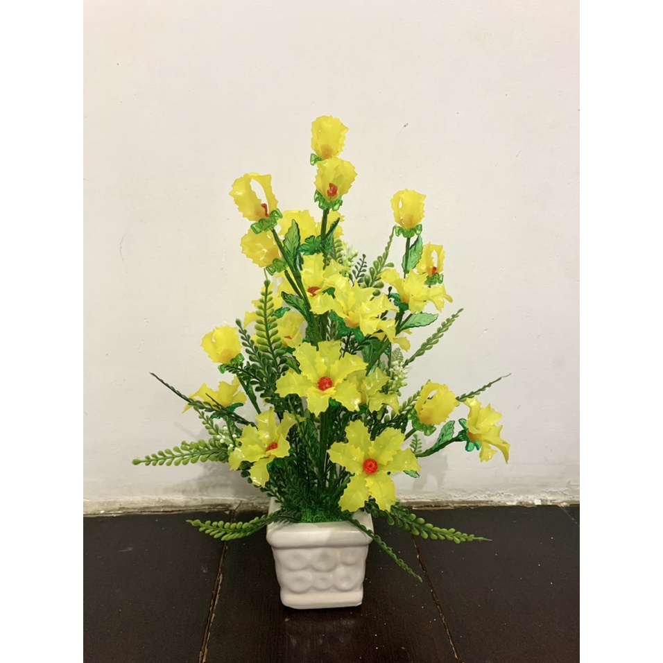 Chậu hoa cao 35m ngang 23cm