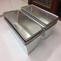 Dụng Cụ Làm Bánh Sinh Nhật - Khuôn Làm Bánh