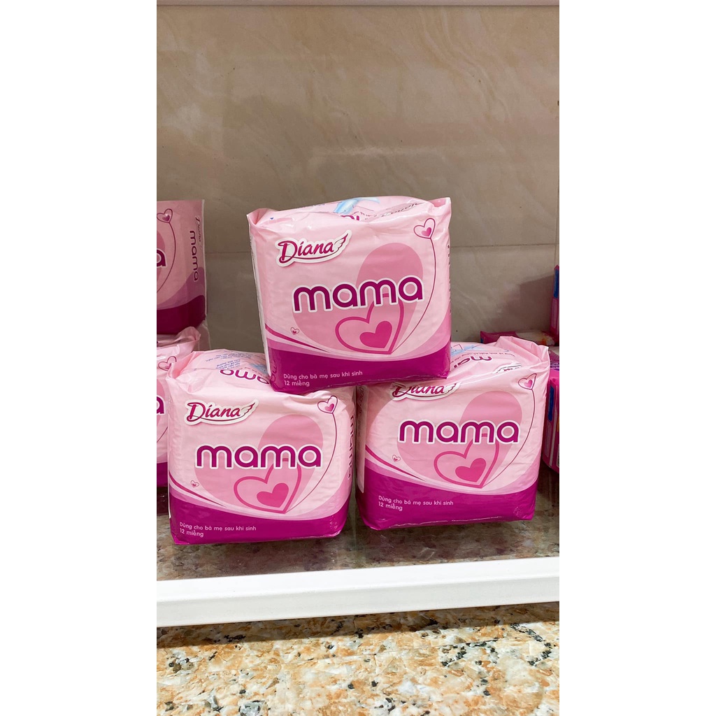 Bỉm Diana Mama 12 miếng dùng cho bà mẹ sau khi sinh