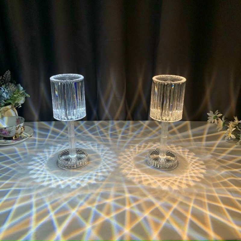 Đèn Ngủ Pha Lê Cảm Ứng 3 Chế Độ -16 chế độ Sáng Tự Động Để Bàn - Đèn Trang Trí Sạc USB