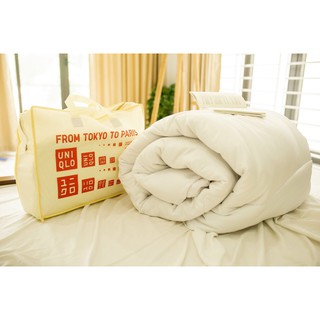 Ruột chăn Uniqlo