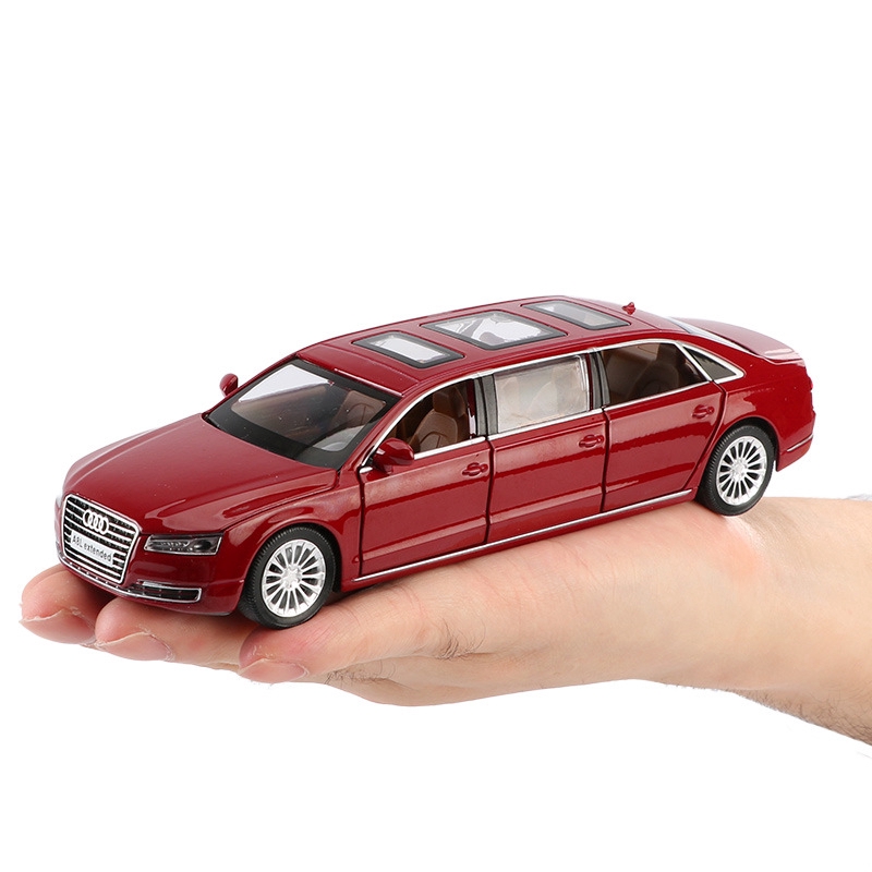 1:32 Audi A8L simulation alloy car model children's toy car