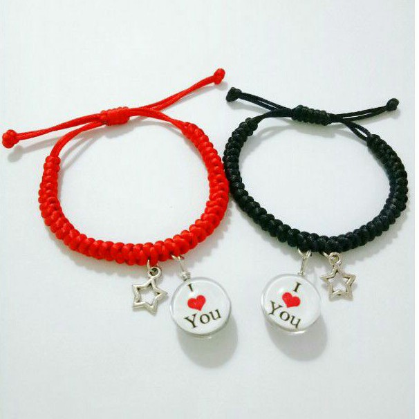 (2 cái) Vòng tay cặp đôi tình nhân chữ I LOVE YOU mix charm ngôi sao đỏ đen (ảnh thật)