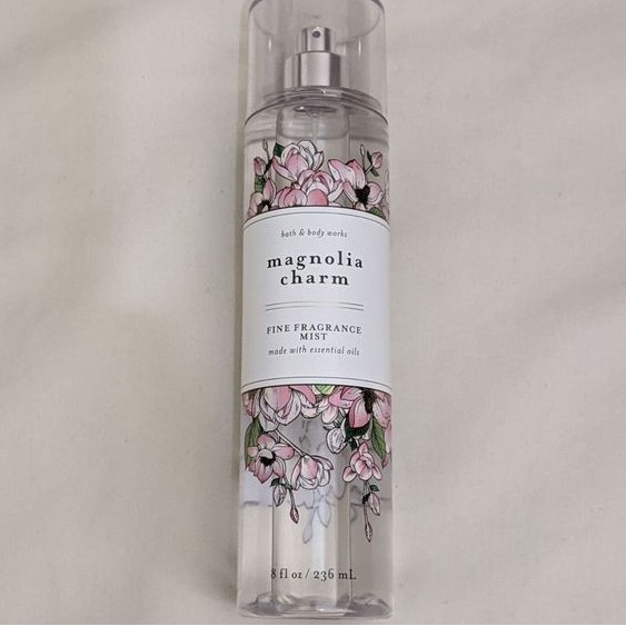 Body mist Magnolia Charm xịt thơm toàn thân