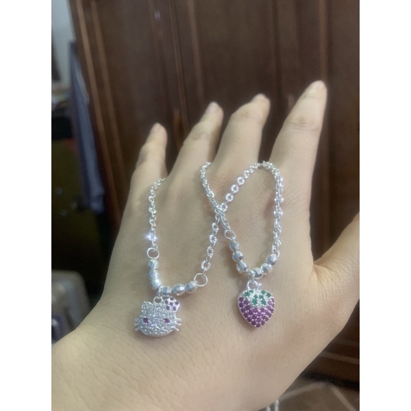 Vòng cổ trẻ em hình mèo kitty quả dâu bạc ta đẹp