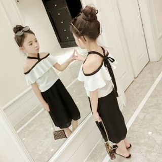 Set áo yếm trắng & quần váy đen bé gái