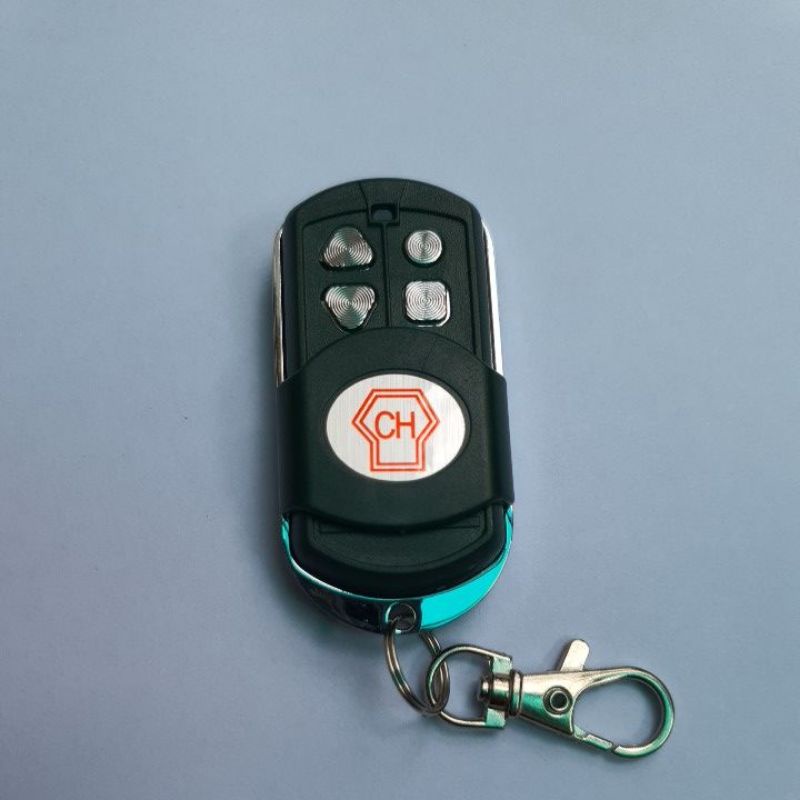 Remote tay điều khiển cửa cuốn CH 365 mã nhảy đèn đỏ đài loan