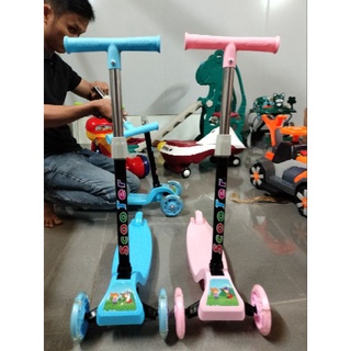 XE TRƯỢT SCOOTER CHO BÉ