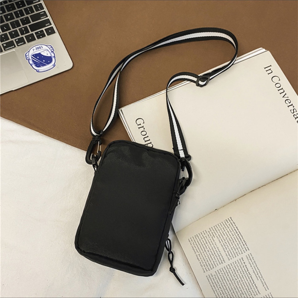 Túi đeo chéo ANDRAS cao cấp, phong cách Unisex phù hợp cả nam nữ | BigBuy360 - bigbuy360.vn