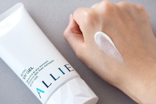 Sét Kem chống nắng Kanebo Allie Extra UV Gel 90g x2