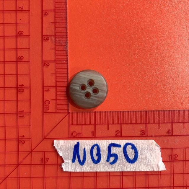 Combo 10 nút áo vân nâu size nhỏ N049-N052