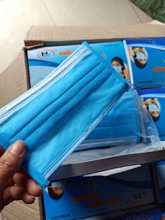 khẩu trang quốc bảo
