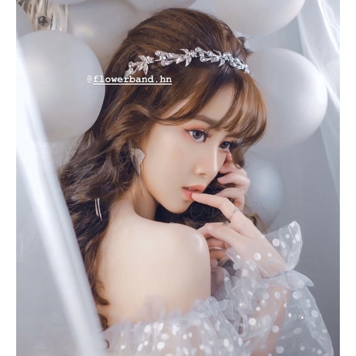 Vòng hoa đá trắng siêu xinh 🌟