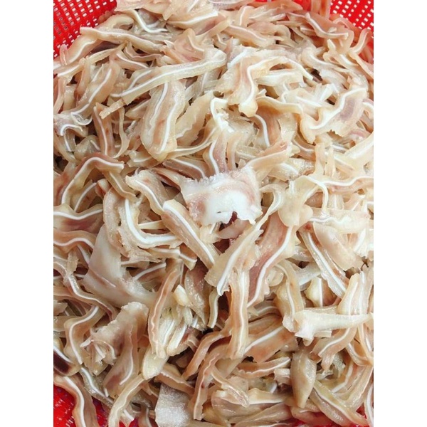 Tai heo ngâm chua ngọt