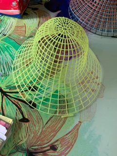 Form nón nhựa