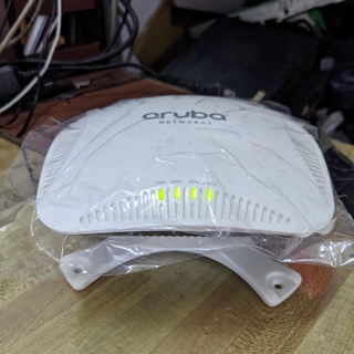 Phát wifi chuyên dụng Aruba 205 đẹp