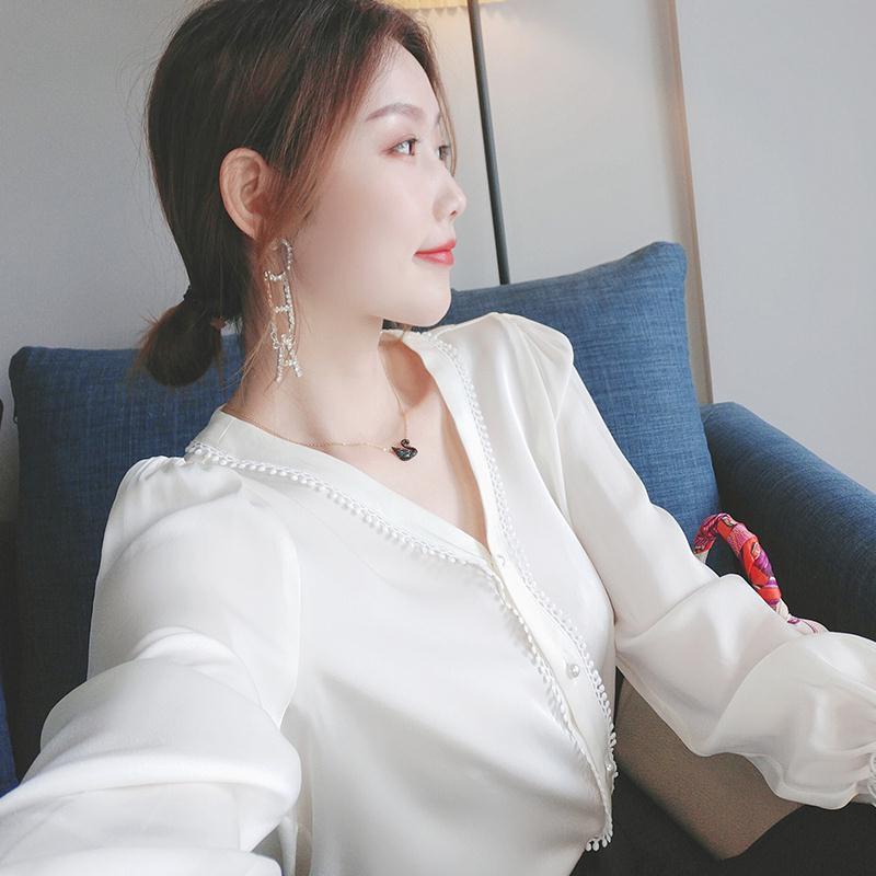 Áo Sơ Mi Chiffon Tay Dài Cổ Chữ V Phối Ren Màu Trắng Cài Nút Thời Trang Mùa Thu Hàng