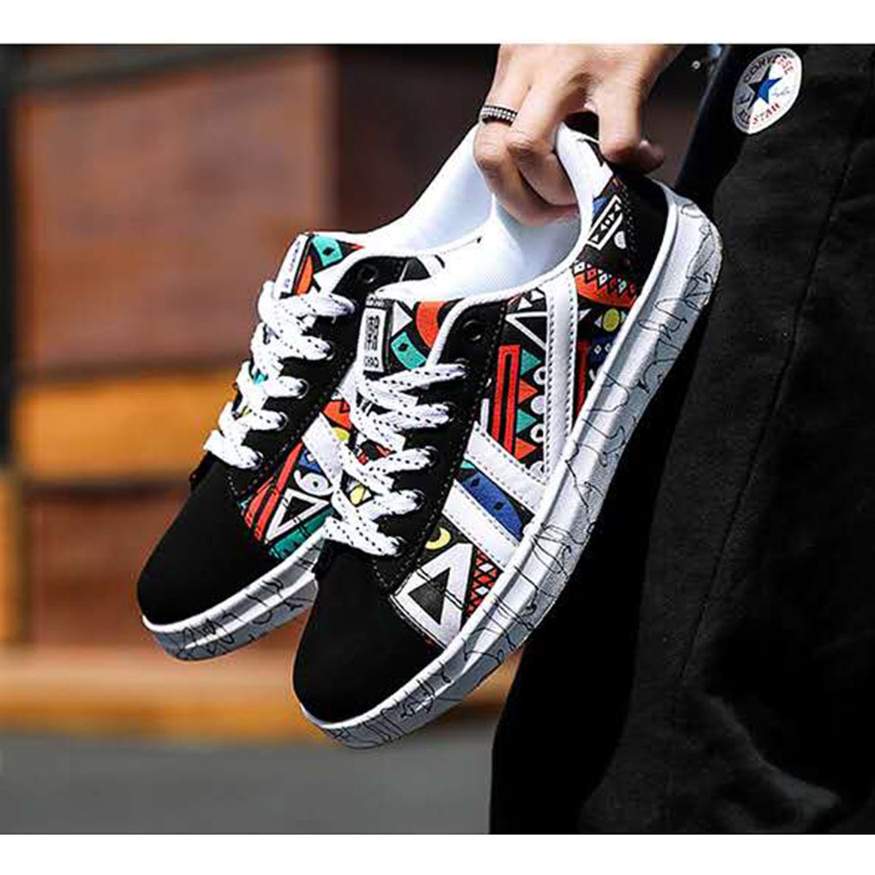 🔥🔥Giày thể thao Canvas họa tiết Graffiti cổ điển dành cho nam | BigBuy360 - bigbuy360.vn