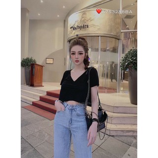 Áo phông croptop cổ tim