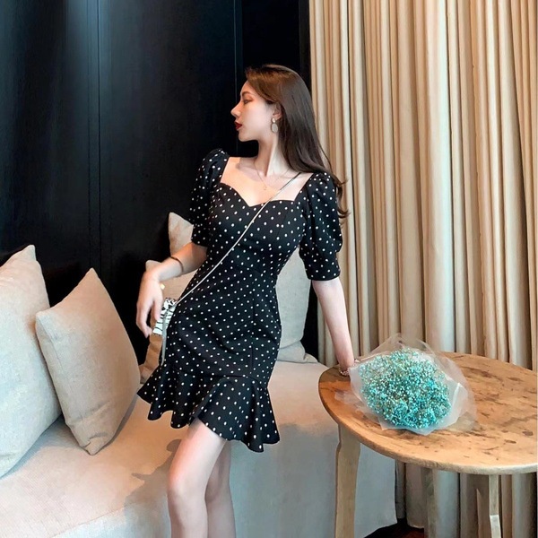 Đầm Dáng Chữ A Tay Phồng Cổ Chữ V Họa Tiết Chấm Bi Phong Cách Retro Pháp