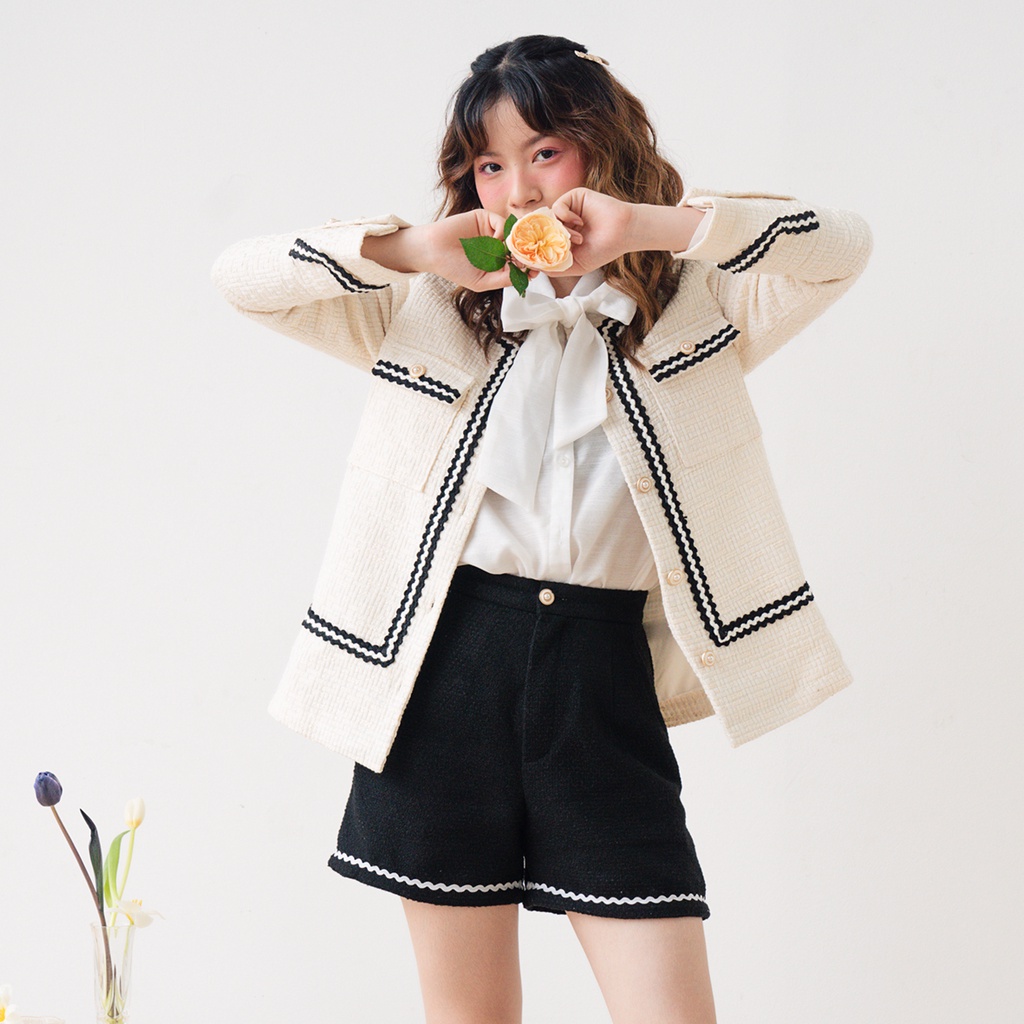 BLEUBIRD Quần sooc dạ tweed đen JIJI TWEED SHORTS