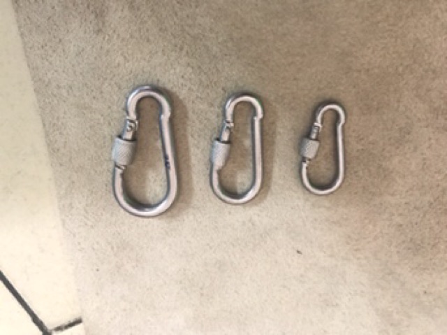 Móc vặn ren inox 5 li