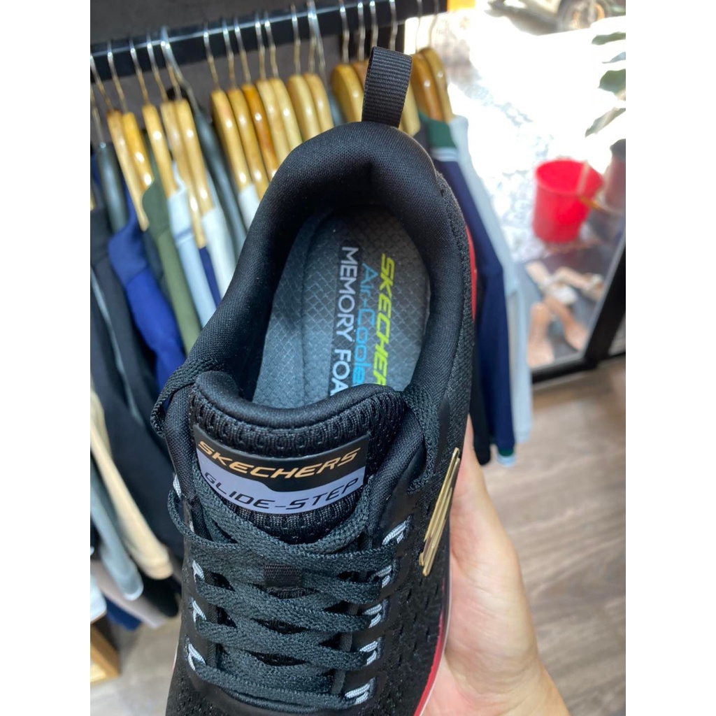 Giầy SKE.CHERS GLIDE STEP