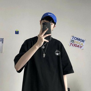 Áo thun tay lỡ Friday party 🥰🥰🥰😚☺
