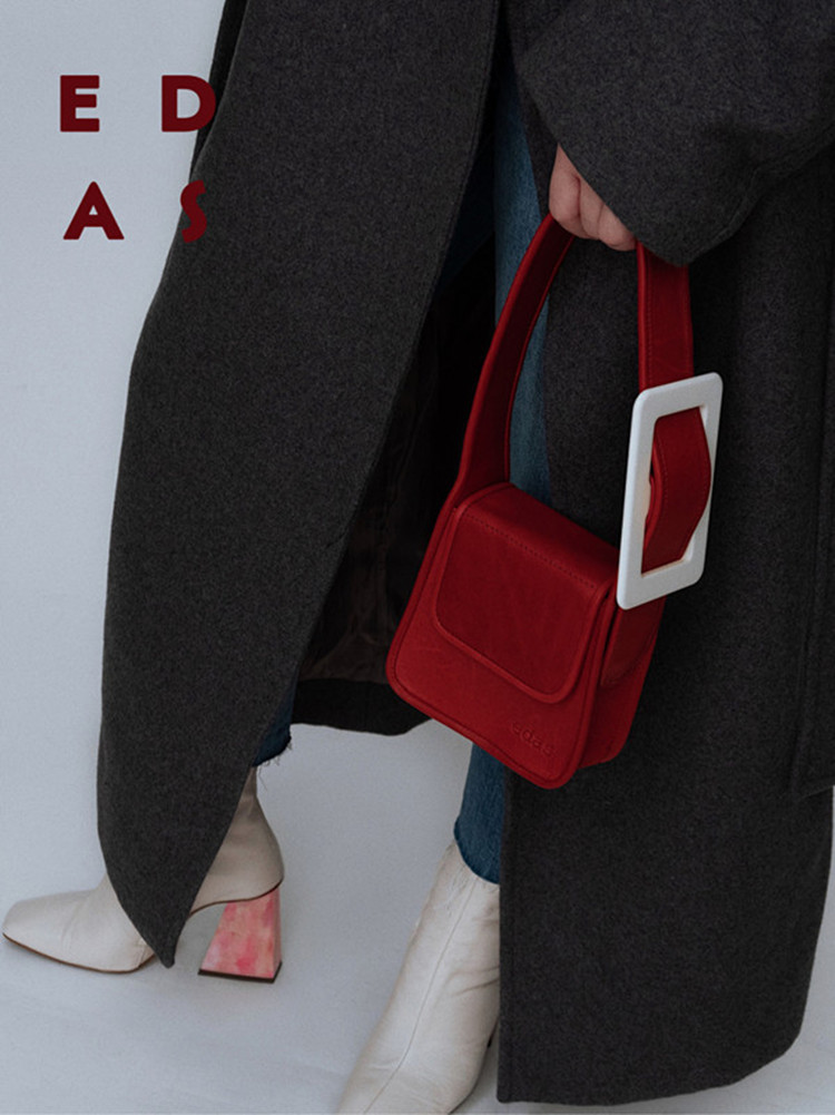 Ladies fashion handbags