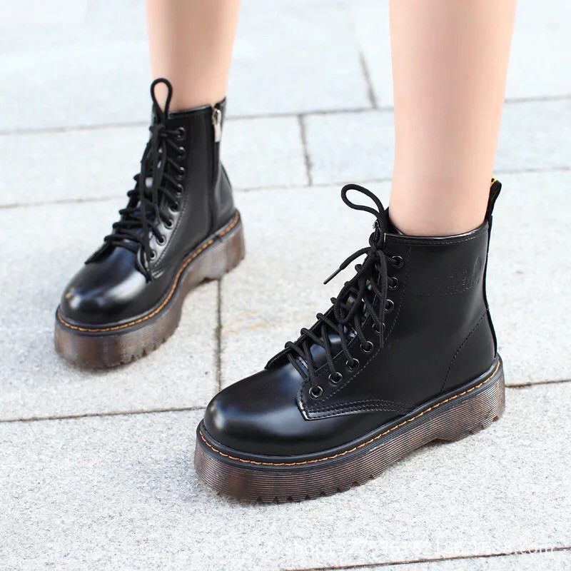 [ SẴN ĐEN] Giày Basic Boot Ulzzang DR Cao Cấp đế 5p sườn khoá zip CÓ DẬP CHỮ Ở CỔ