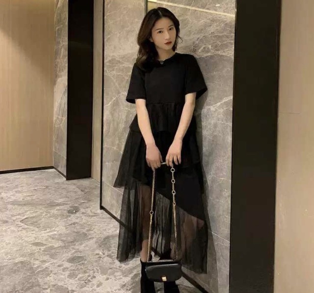 Váy đen phong cách cá tính ( sẵn )