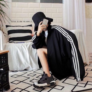 .............  Áo khoác nữ form rộng
