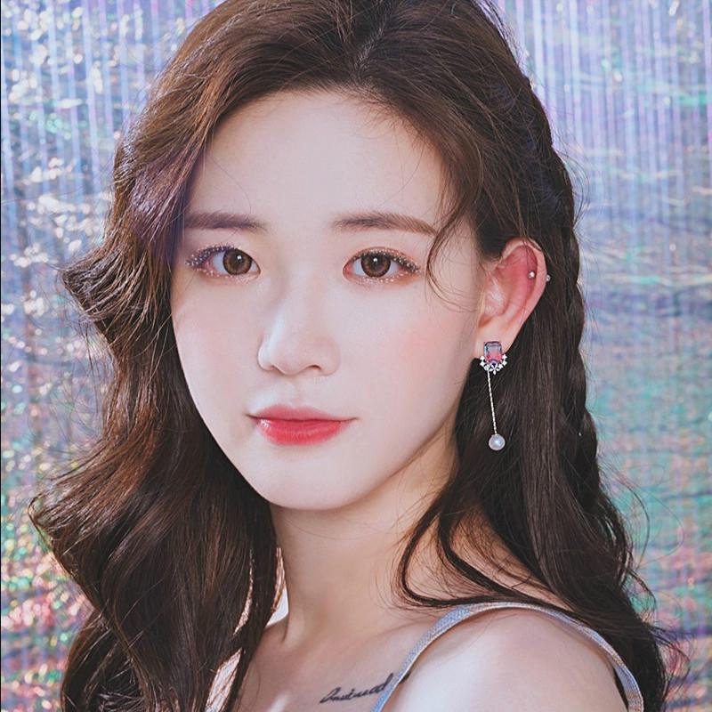 Mascara kim tuyến lấp lánh sợ lụa chống thấm nước tiện dụng