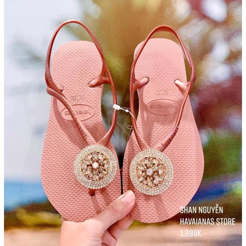 Sandal havaianas Luna hồng quai hồng mix charm