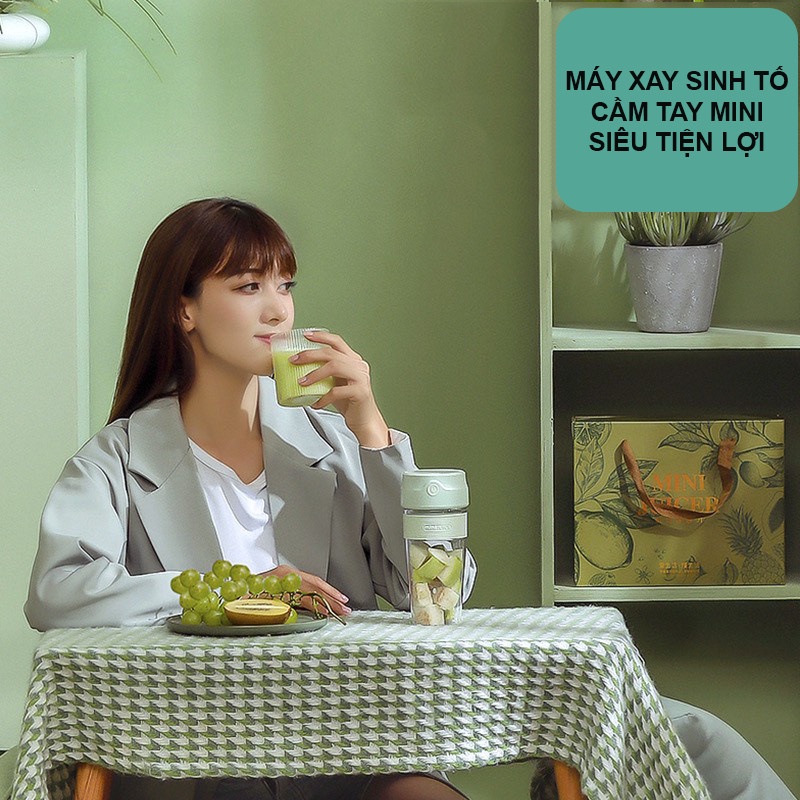 Máy Xay Sinh Tố Cầm Tay Mini JUICER Đa Năng Tặng Cốc Thủy Tinh Siêu Xinh Lưỡi Dao Hai Mặt Sắc Bén