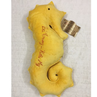 Gối ôm cá ngựa handmade