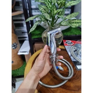 Xịt vệ sinh nhựa xi