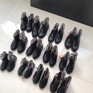 Boot da bé gái