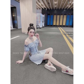 Đầm xòe jean nút kiểu trễ vai!