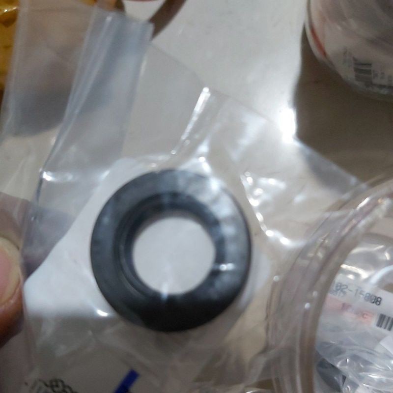 phốt dầu 15 x 26  xe máy zin