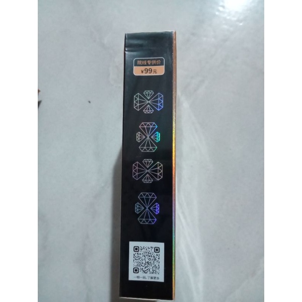 Son kim cương 3 màu siêu lì, lâu trôi